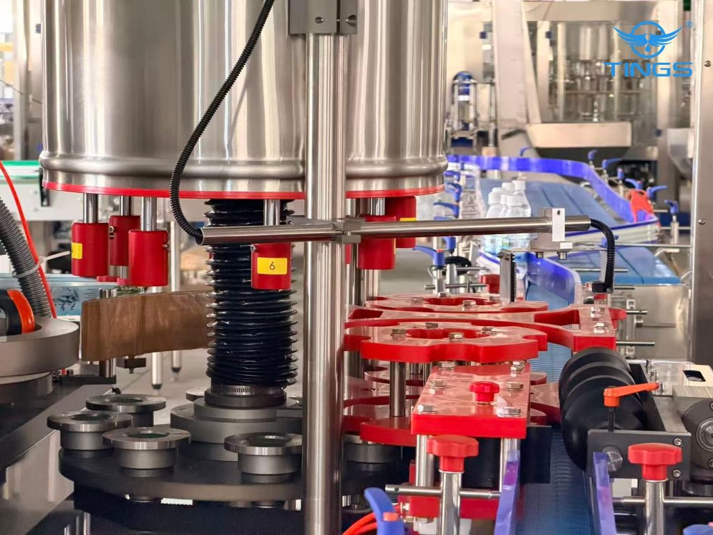 opp labeling machine insade