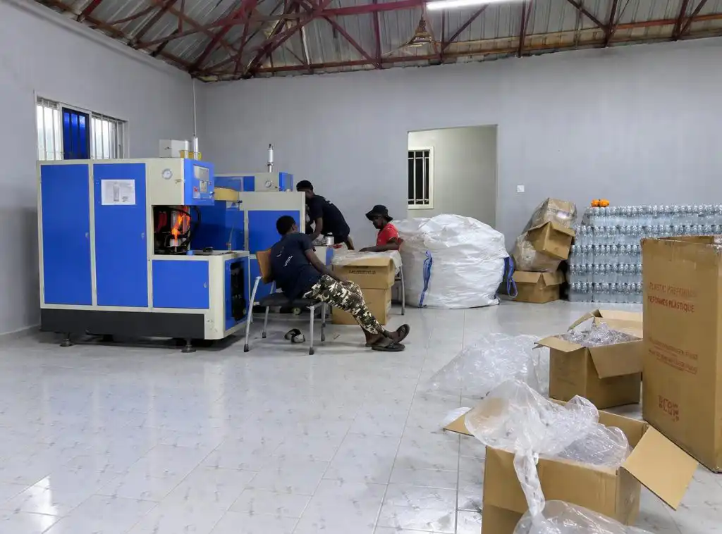 Blowing Machine Production Process